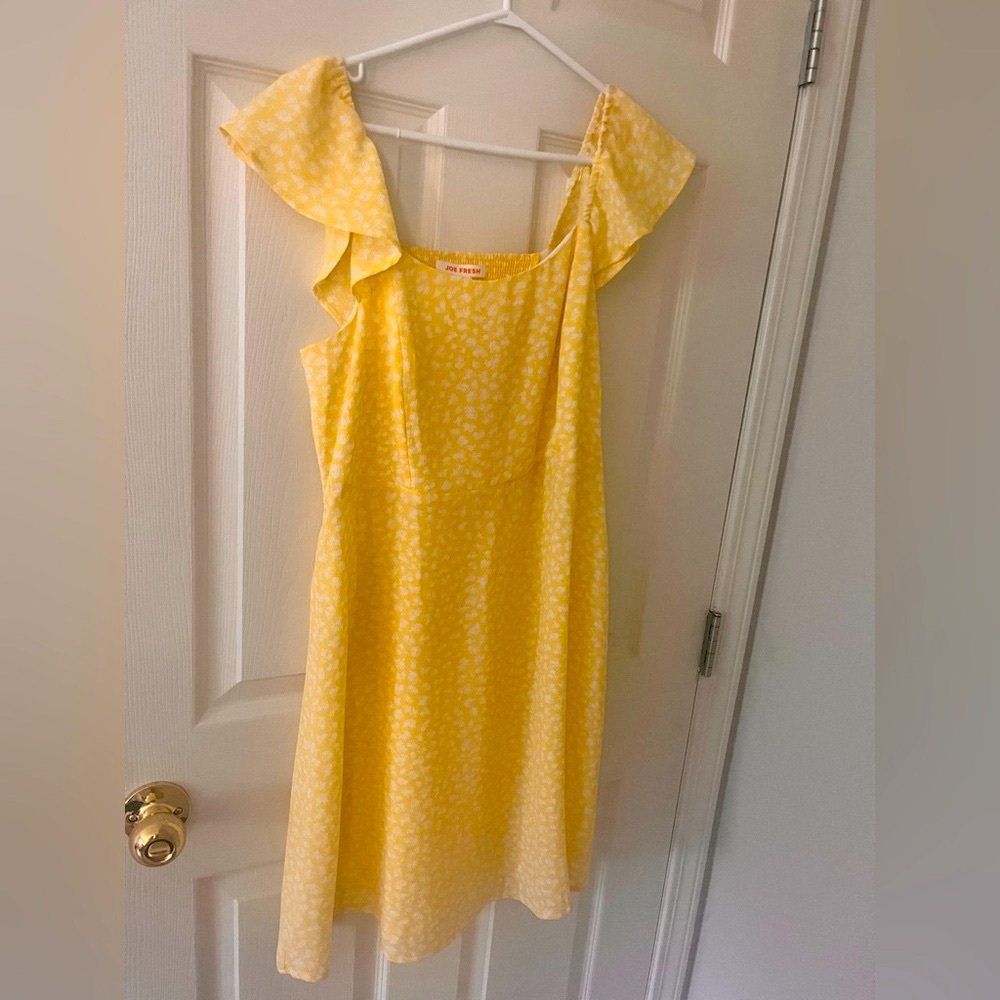 NEW WITH TAGS!  Soft Yellow Patterned SunDress